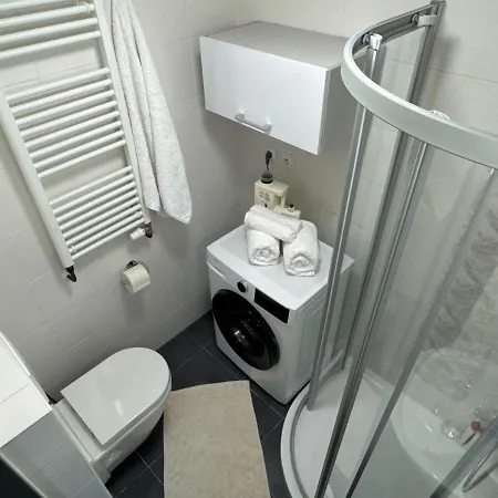 Bata House Helena شقة